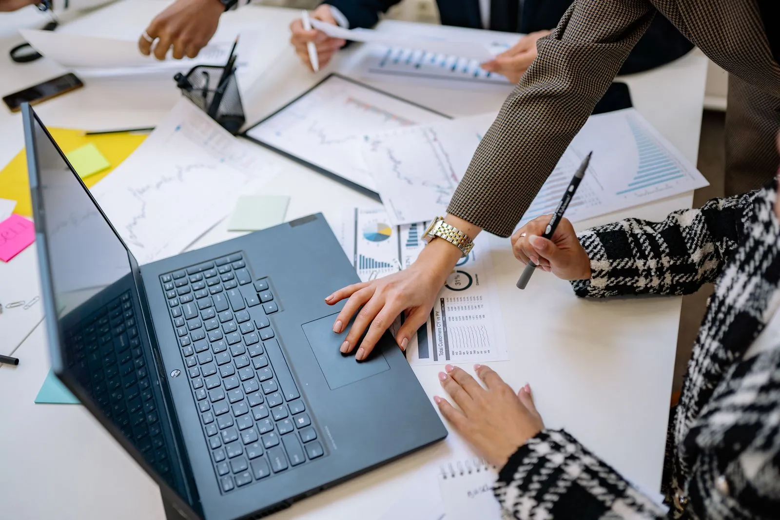 Automatización de procesos: software que ejecuta tareas repetitivas por su empresa